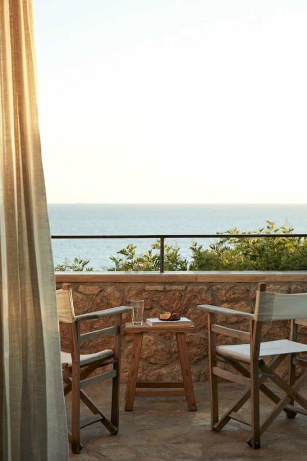 balcony with sea view